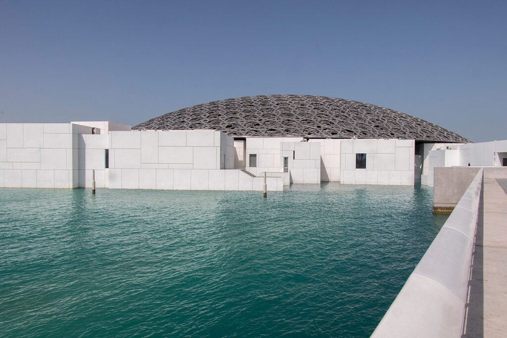 აბუ დაბის ლუვრი