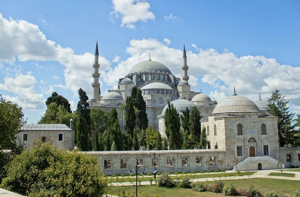 რუსტემ ფაშას მეჩეთი